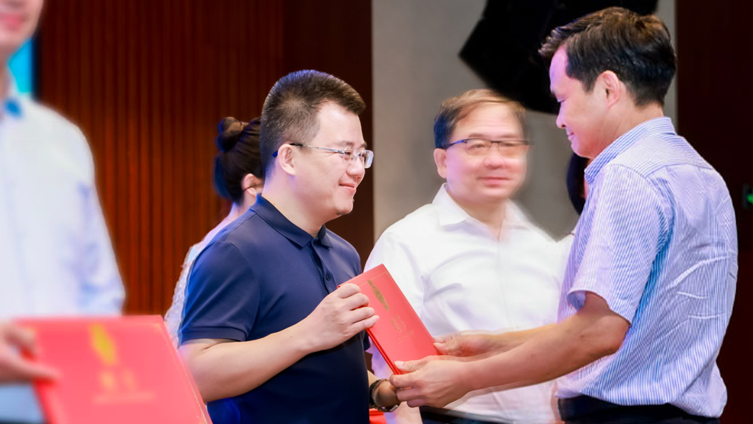 一影喜报∣热烈祝贺奚岩博士获授“新一代人工智能技术与交叉应用教育部重点实验室首届行业顾问委员会专家委员”
